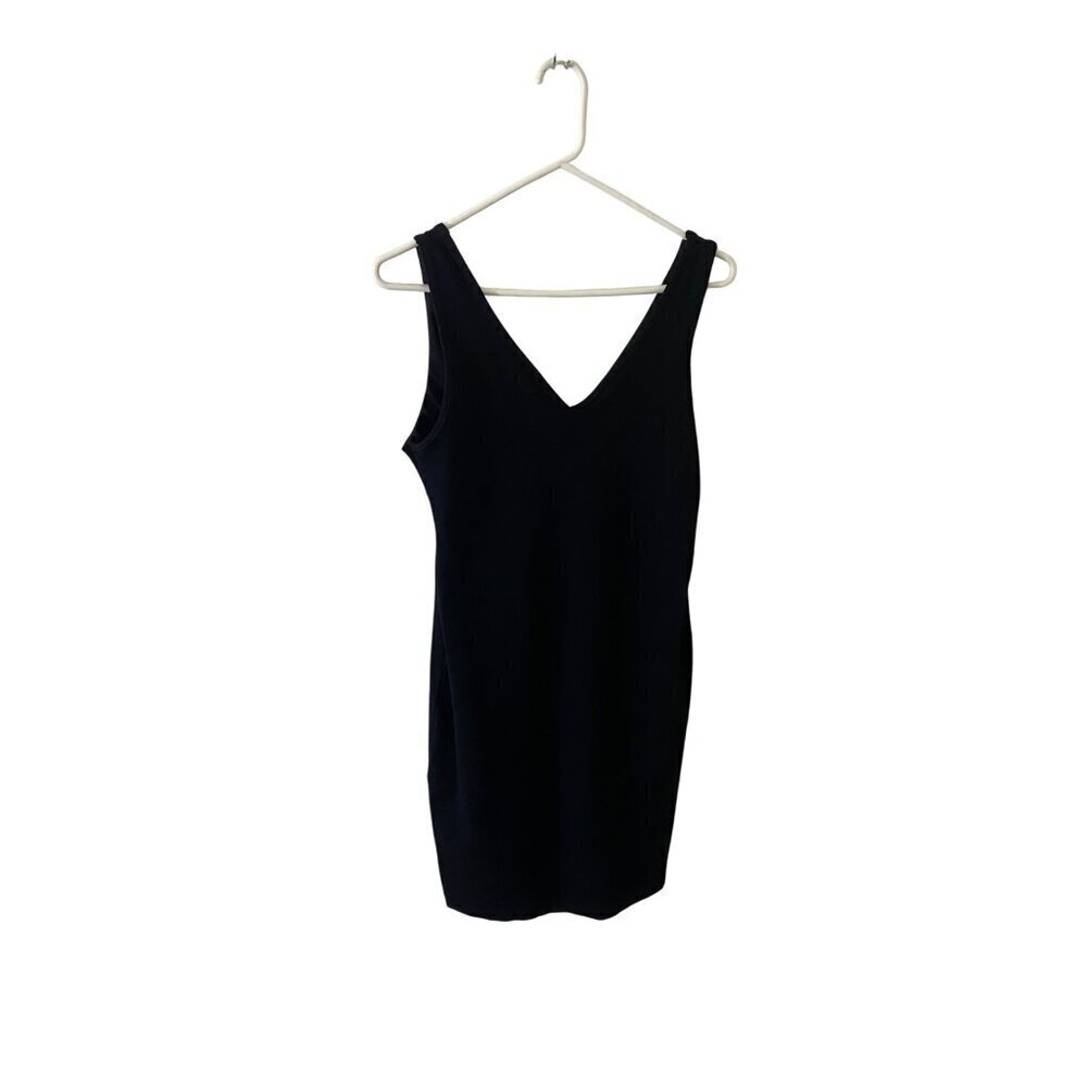 Color Swatch Women's Black Sleeveless Cocktail Dress - Large